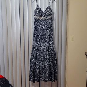 NEW STUNNING Black and White dress